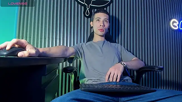 Jefer rick  online show from October 5, 2025, 12:51 pm