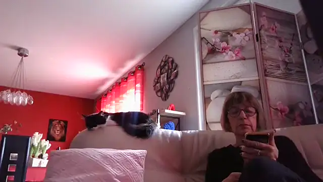 Snapshot of Miss-Lova chatting on January 15, 2025, 12:36 pm Miss-Lova online show from January 15, 2025, 12:36 pm