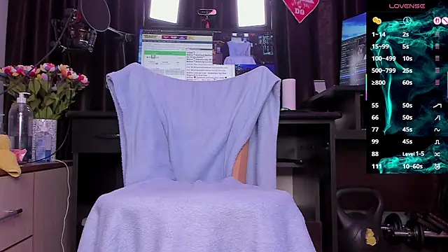 Raissa sky26 online show from April 14, 2026, 2:49 am