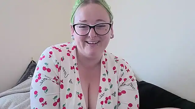 Bunny Cummings online show from July 25, 2026, 9:28 am
