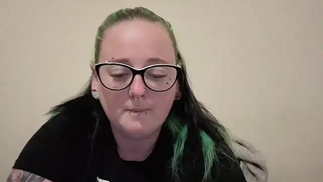 Bunny Cummings online show from July 26, 2026, 10:16 pm