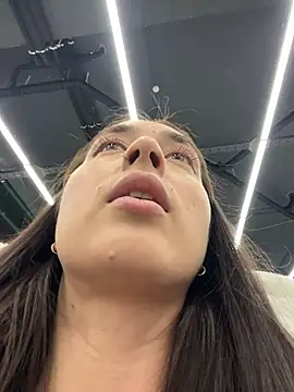 Snapshot of Holly_Play chatting on February 23, 2026, 12:06 pm Holly Play online show from February 23, 2026, 12:06 pm