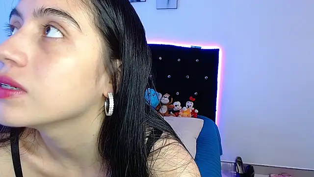 Bonny Bonss online show from July 9, 2026, 8:19 pm