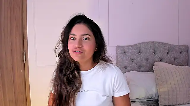 Isa squirt1 online show from November 8, 2025, 5:55 am