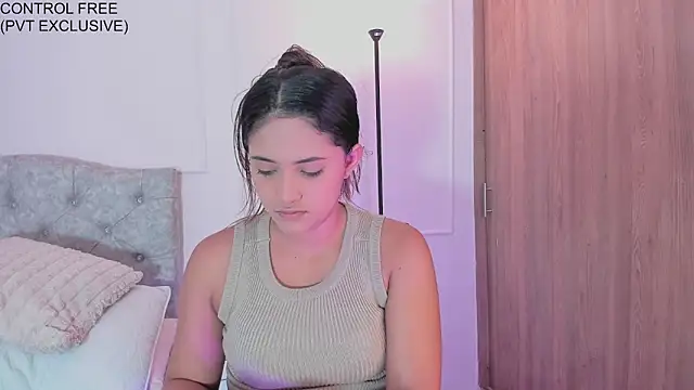 Isa squirt1 online show from September 29, 2025, 1:34 am