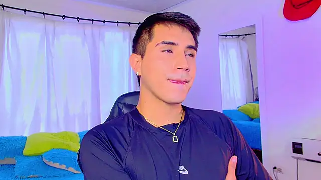 Chris Maddox online show from December 16, 2025, 7:18 pm