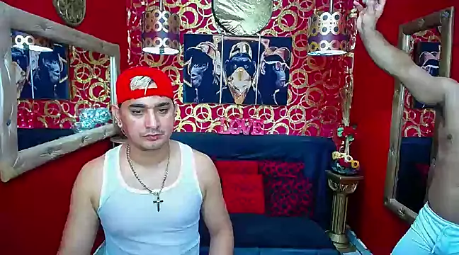 Snapshot of BOYSPEIN chatting on February 18, 2025, 12:15 am BOYSPEIN online show from February 18, 2025, 12:15 am