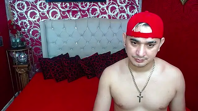 Snapshot of BOYSPEIN chatting on March 18, 2025, 2:28 pm BOYSPEIN online show from March 18, 2025, 2:28 pm