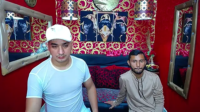 Snapshot of BOYSPEIN chatting on March 7, 2025, 1:18 pm BOYSPEIN online show from March 7, 2025, 1:18 pm