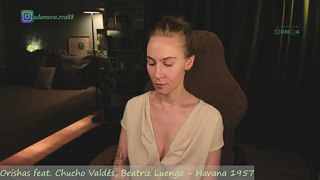  Eva Adama online show from May 20, 2026, 4:42 am