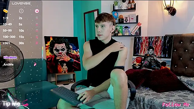 flowers18 online show from November 28, 2025, 10:10 pm