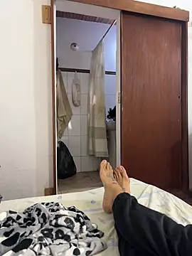 Snapshot of geroAguilar chatting on February 25, 2026, 12:49 pm geroAguilar online show from February 25, 2026, 12:49 pm