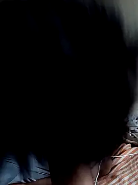 geroAguilar online show from October 2, 2025, 1:03 pm