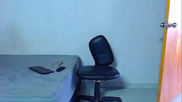 mikecoper 23 online show from March 9, 2026, 2:20 pm