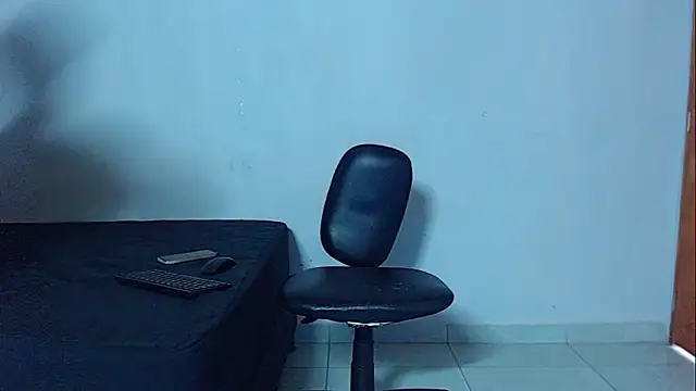 Snapshot of mikecoper_23 chatting on February 2, 2026, 2:05 pm mikecoper 23 online show from February 2, 2026, 2:05 pm