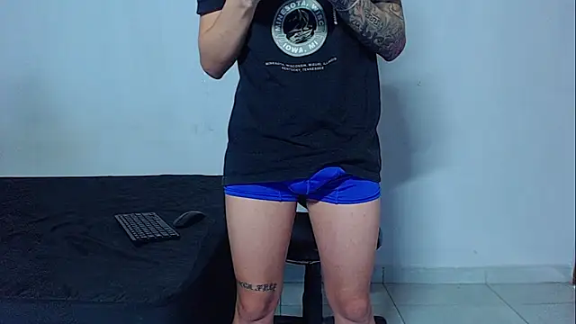 Snapshot of mikecoper_23 chatting on February 24, 2026, 2:18 pm mikecoper 23 online show from February 24, 2026, 2:18 pm