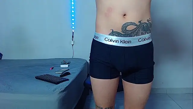 mikecoper 23 online show from October 29, 2025, 4:00 am