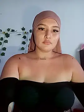 Snapshot of Celeste_camila18 chatting on September 21, 2025, 6:13 pm Celeste camila18 online show from September 21, 2025, 6:13 pm
