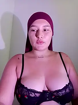 Snapshot of Celeste_camila18 chatting on September 9, 2025, 2:48 pm Celeste camila18 online show from September 9, 2025, 2:48 pm