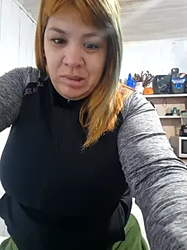 Naturalmenteyoo online show from April 26, 2026, 4:37 pm