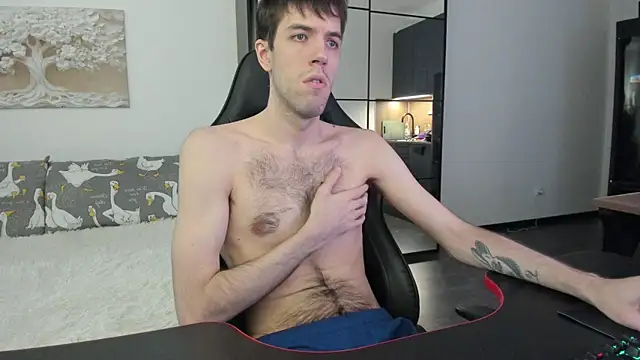 White Dylan online show from April 5, 2026, 12:23 pm