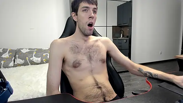 White Dylan online show from November 17, 2025, 4:16 am