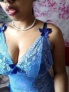 Snapshot of sandy_naughty chatting on April 24, 2026, 6:15 am sandy naughty online show from April 24, 2026, 6:15 am