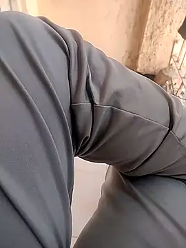 Snapshot of Vinay-kumar89 chatting on December 19, 2025, 7:11 am Vinay-kumar89 online show from December 19, 2025, 7:11 am