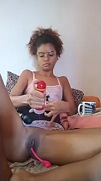 Snapshot of Emanuelle_manu chatting on January 16, 2026, 11:03 am Emanuelle manu online show from January 16, 2026, 11:03 am