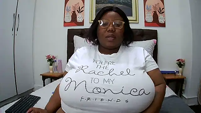 DAIRYBELLELIZxx online show from July 1, 2026, 8:20 pm