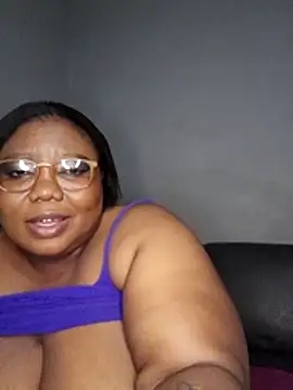 DAIRYBELLELIZxx online show from July 20, 2026, 8:11 pm