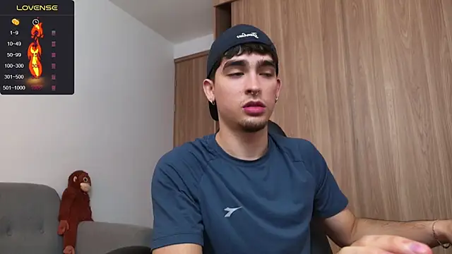 zenn rush1 online show from December 23, 2024, 12:30 pm