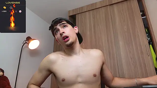 zenn rush1 online show from January 2, 2025, 10:44 pm