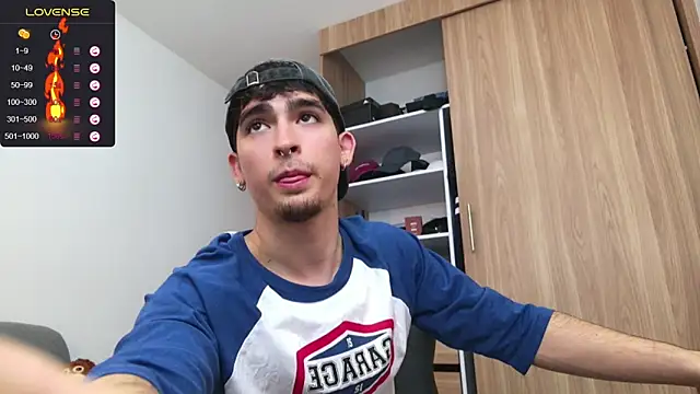 zenn rush1 online show from December 24, 2024, 12:33 pm