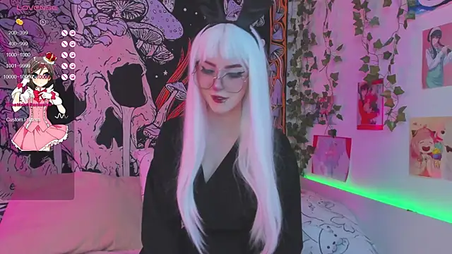 kissthasky online show from October 6, 2025, 7:25 pm