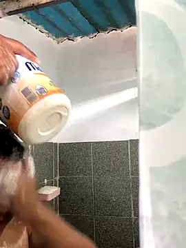 Snapshot of isacalejandroo chatting on September 29, 2025, 5:18 pm isacalejandroo online show from September 29, 2025, 5:18 pm