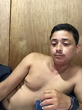 Snapshot of isacalejandroo chatting on March 13, 2025, 4:05 am isacalejandroo online show from March 13, 2025, 4:05 am