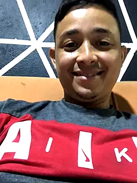 Snapshot of isacalejandroo chatting on September 23, 2025, 1:56 am isacalejandroo online show from September 23, 2025, 1:56 am