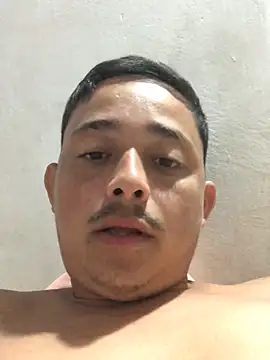 Snapshot of isacalejandroo chatting on February 26, 2025, 1:36 am isacalejandroo online show from February 26, 2025, 1:36 am