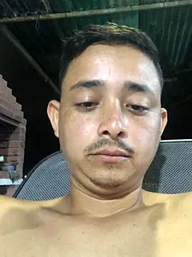 Snapshot of isacalejandroo chatting on September 16, 2025, 4:35 am isacalejandroo online show from September 16, 2025, 4:35 am