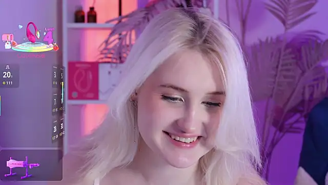 Snapshot of tiffannyjons chatting on February 8, 2026, 6:05 pm tiffannyjons online show from February 8, 2026, 6:05 pm