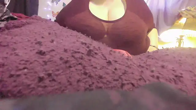 Alli Kat online show from February 19, 2025, 9:14 pm