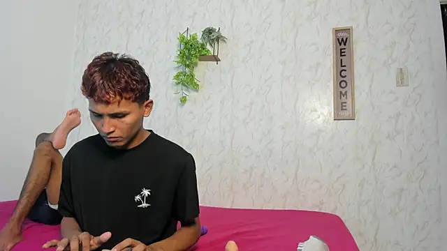 boys yourparty online show from April 9, 2026, 1:18 am