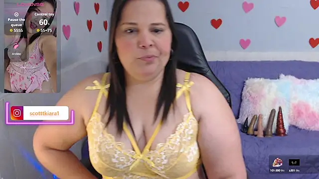 kiara scottt online show from September 19, 2025, 8:40 am