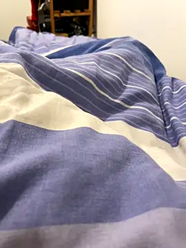 Lcrete online show from October 20, 2025, 10:38 am