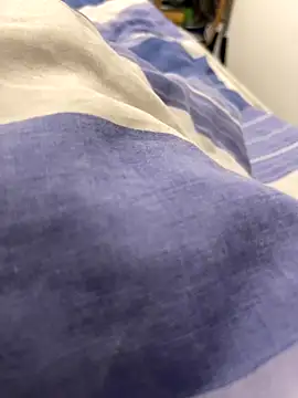 Lcrete online show from December 4, 2025, 6:29 pm