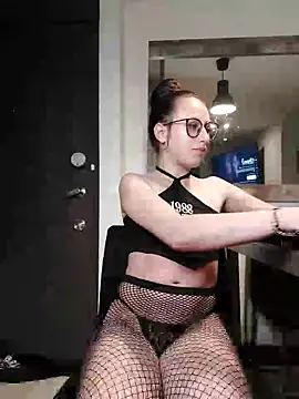 Snapshot of milena_23x chatting on March 21, 2025, 3:33 am milena 23x online show from March 21, 2025, 3:33 am