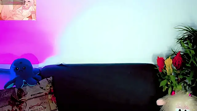 Snapshot of dollswit01 chatting on September 28, 2025, 5:14 am dollswit01 online show from September 28, 2025, 5:14 am