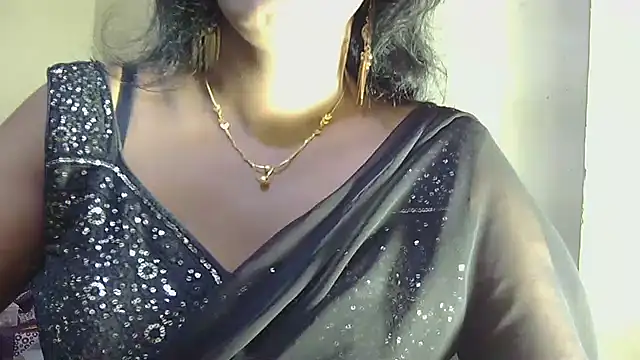 Lovely12streaming online show from April 7, 2026, 6:21 pm