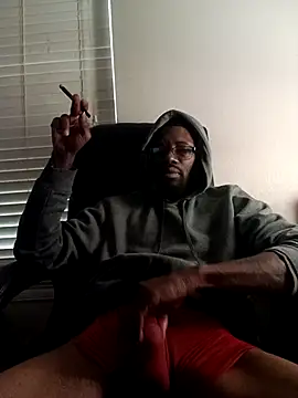 Snapshot of Txdarkmeat74 chatting on December 2, 2025, 2:08 pm Txdarkmeat74 online show from December 2, 2025, 2:08 pm